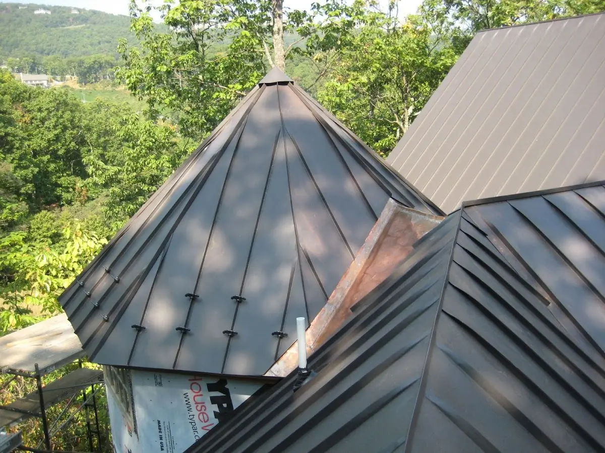 Professional Roof Tarp Installation by Craftsman Roofing in Lotus Woods